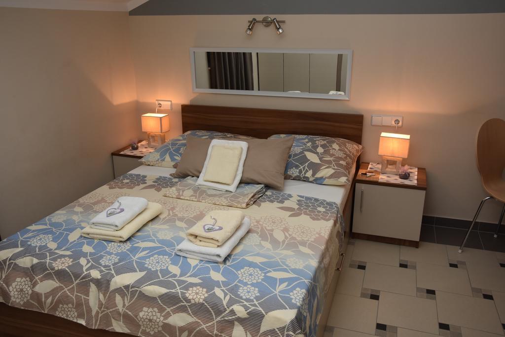 Apartments Lavendula Vodice Exterior photo